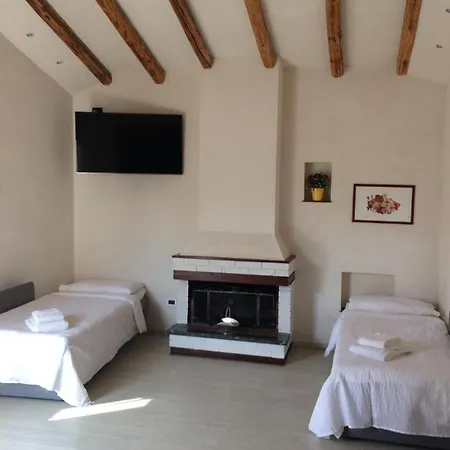 בית נופש Marga, Private Garden, Patio, *